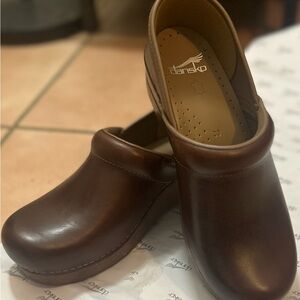 Dansko Women's Brown Clogs